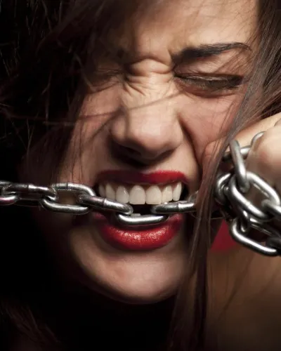 Onzichtbare ketting image